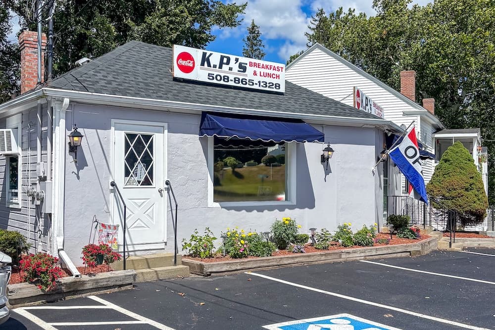 Inside KP's Restaurant — welcoming daytime dining with hearty plates